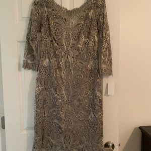 New Tadashi Shoji size 8 cocktail dress